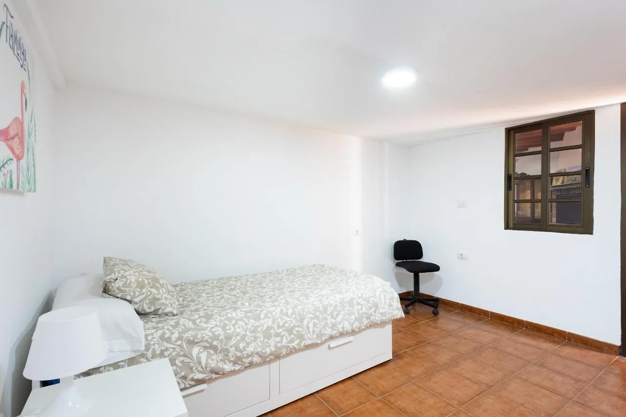 Tegueste Charming House بيت للعطل